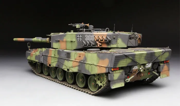 1/35 German Main Battle Tank Leopard 2 A4