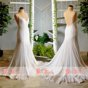 Elegant Ivory Beaded Appliques Sleeveless V-neck Backless Prom Dresses. DB1064