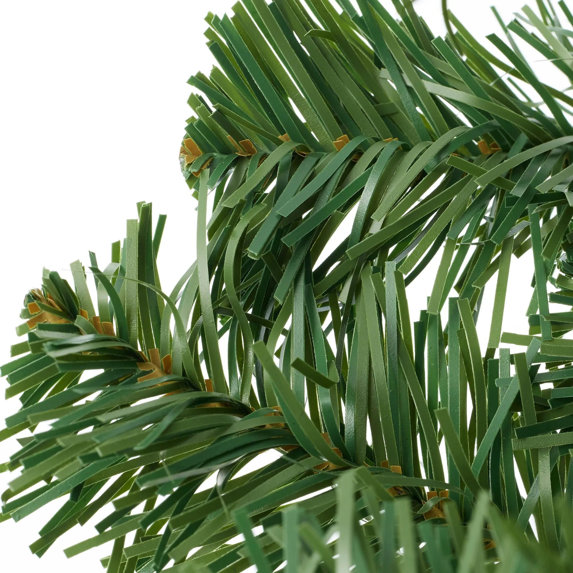 Green Fir Artificial Holiday Christmas Wreath Holiday Décor