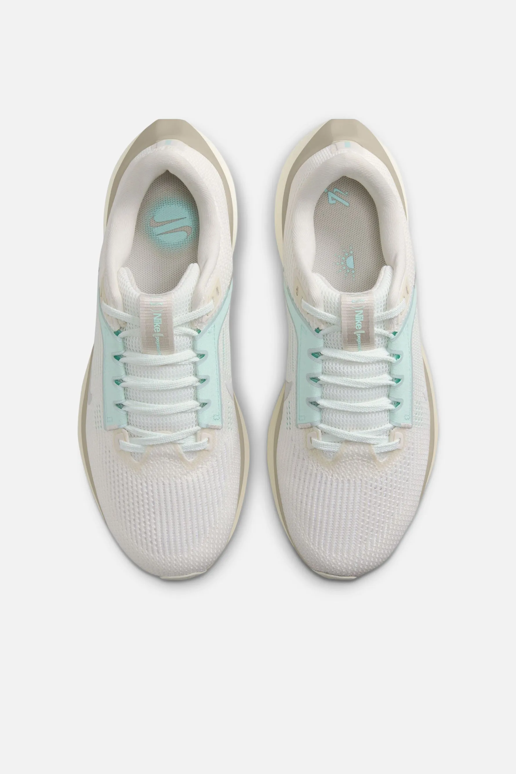 Nike Pegasus 40 Premium - Phantom/white- Jade