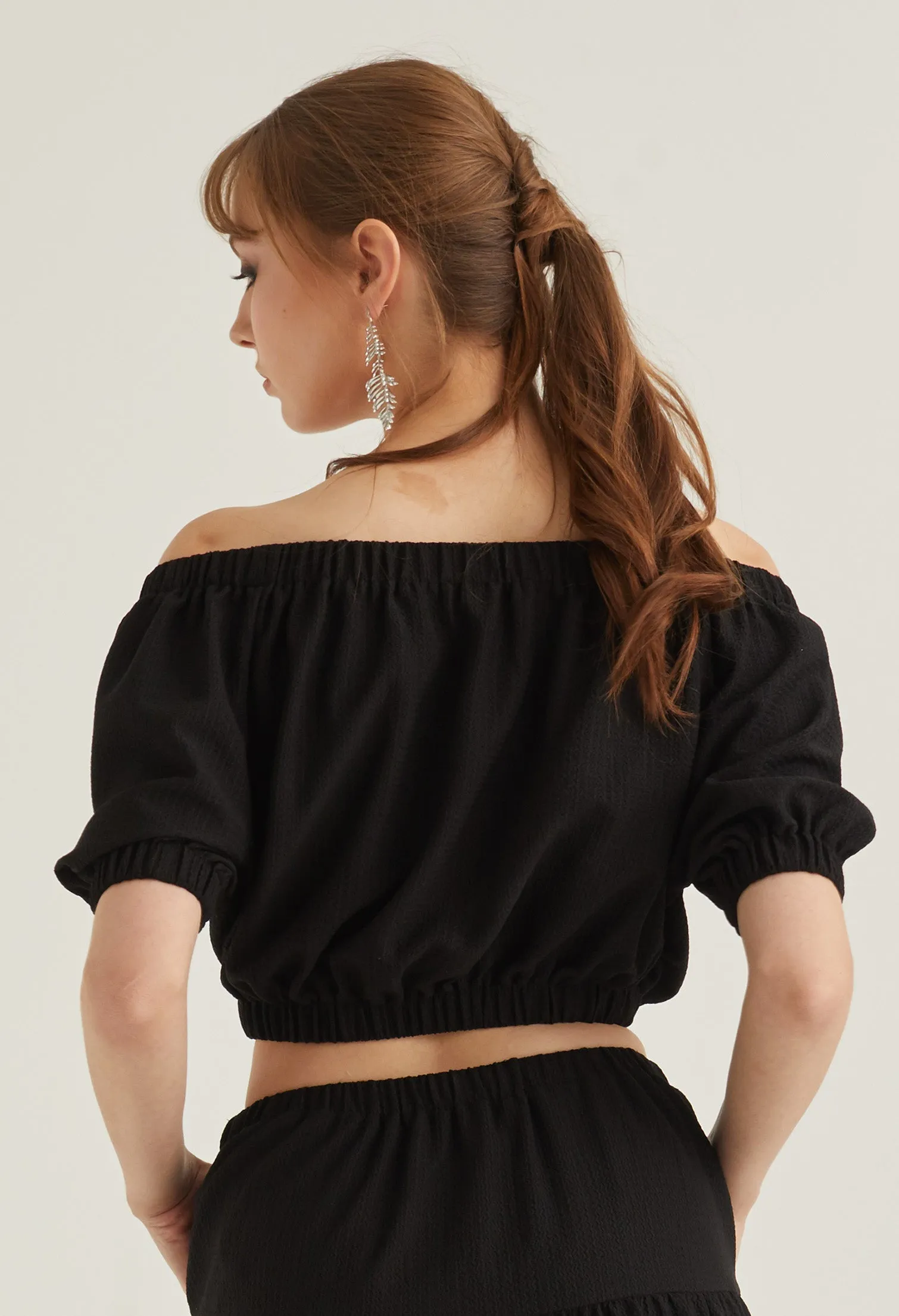 Off Shoulder Vintage Crop Top