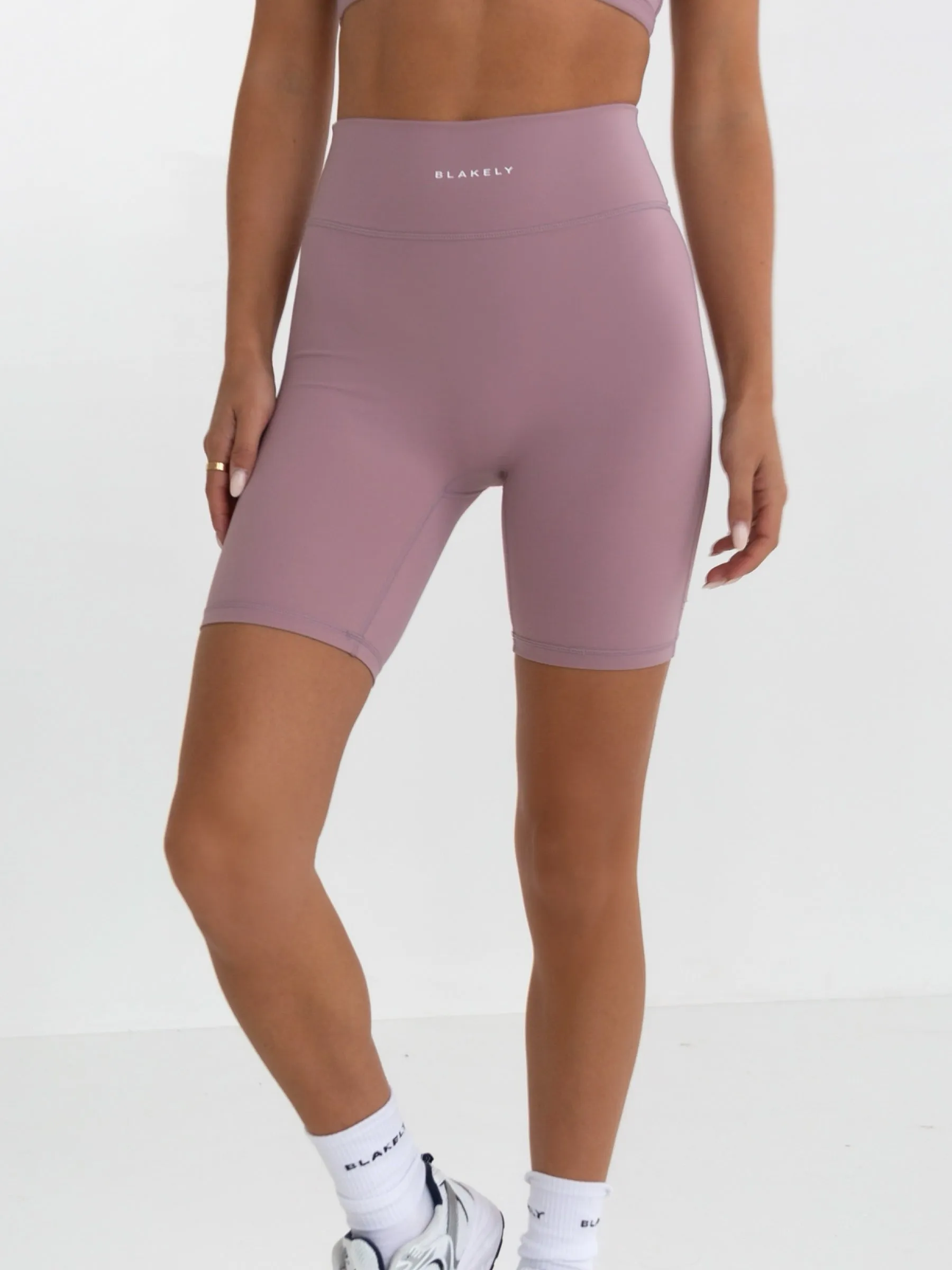 Studio Active Shorts - Dusky Rose